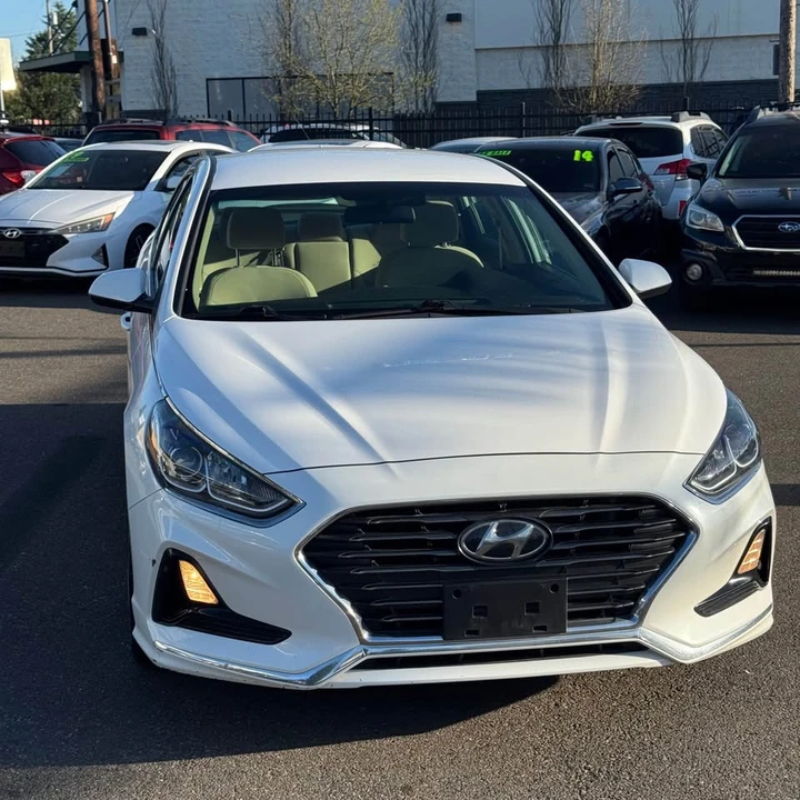 2019 Hyundai Sonata - Image 2 of 16