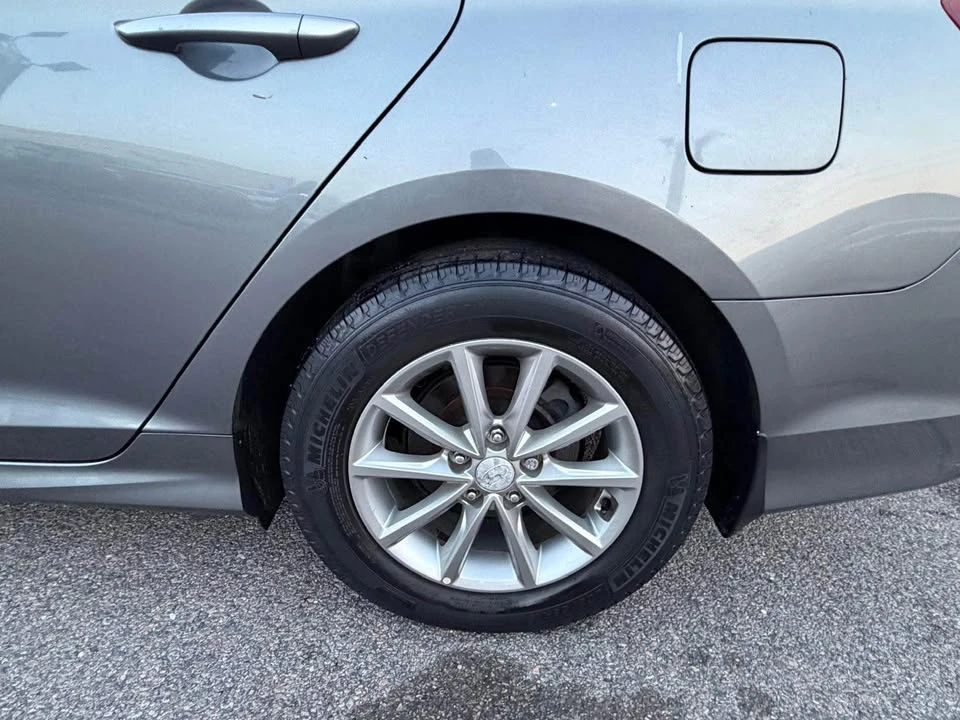 2019 Hyundai Sonata - Image 7 of 20