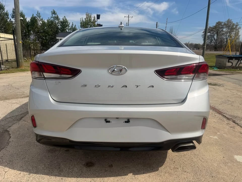2019 Hyundai Sonata - Image 7 of 17