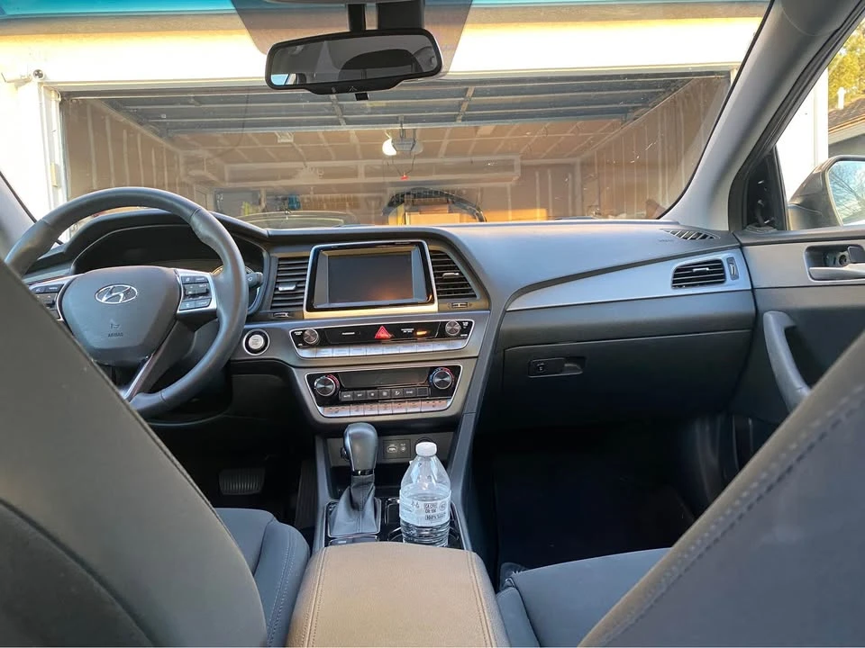 2019 Hyundai Sonata - Image 4 of 15