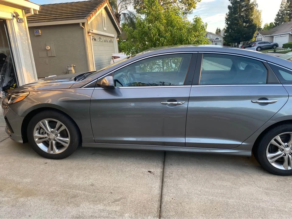 2019 Hyundai Sonata - Image 2 of 15