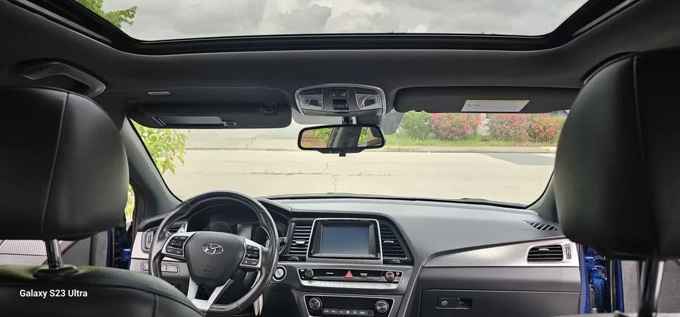 2019 Hyundai Sonata - Image 5 of 10