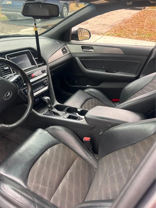 2019 Hyundai Sonata - Image 8 of 18