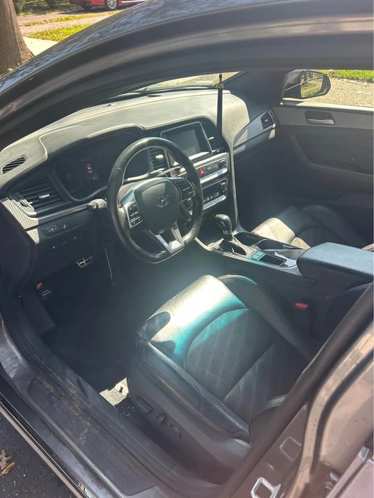 2019 Hyundai Sonata - Image 13 of 18