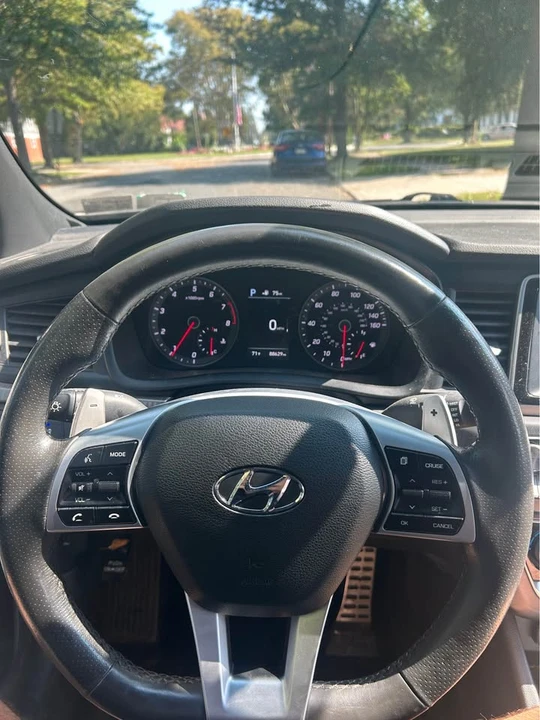2019 Hyundai Sonata - Image 12 of 18