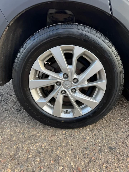 2019 Hyundai Tucson - Image 18 of 20