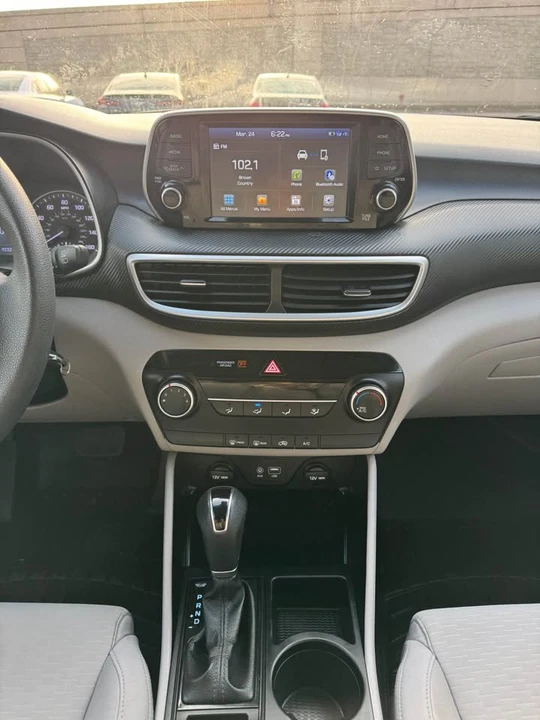 2019 Hyundai Tucson - Image 11 of 20