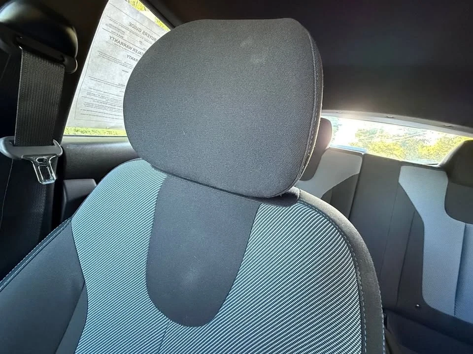 2019 Hyundai Veloster - Image 16 of 18