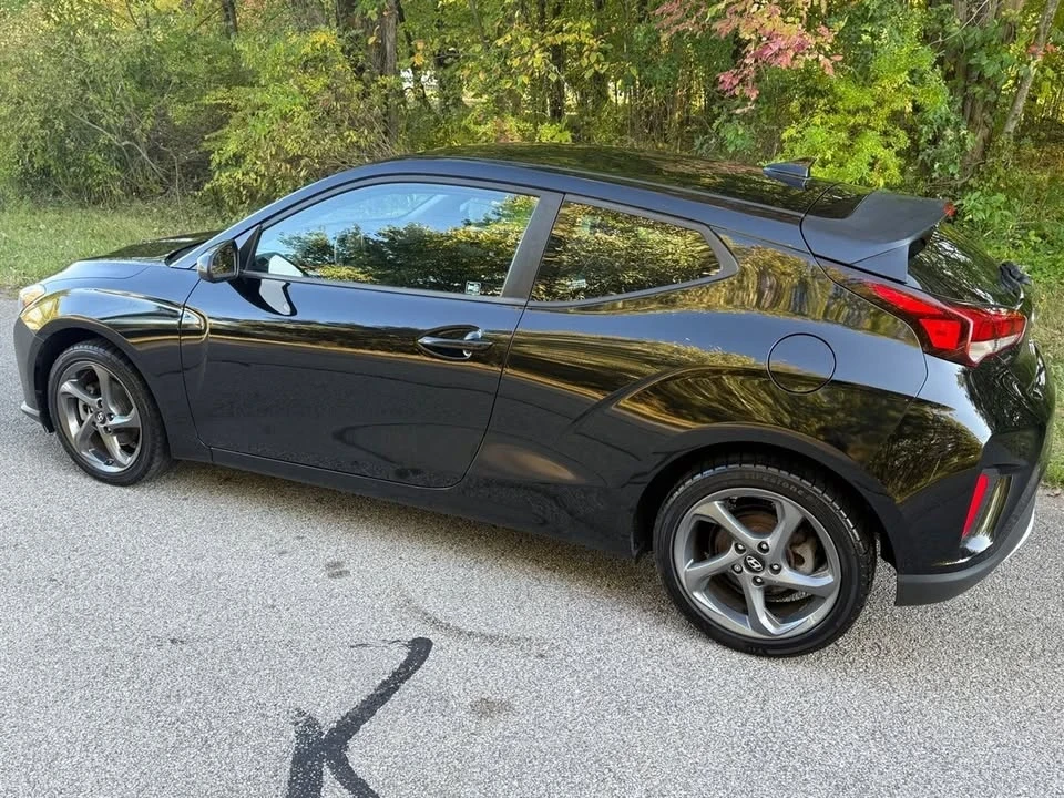 2019 Hyundai Veloster - Image 4 of 18