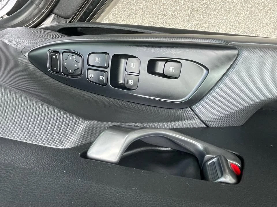 2019 Hyundai Veloster - Image 13 of 14