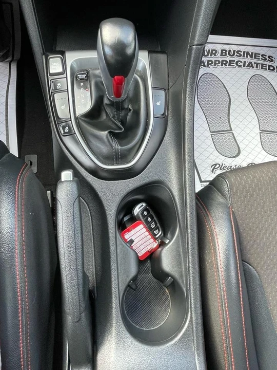 2019 Hyundai Veloster - Image 6 of 14