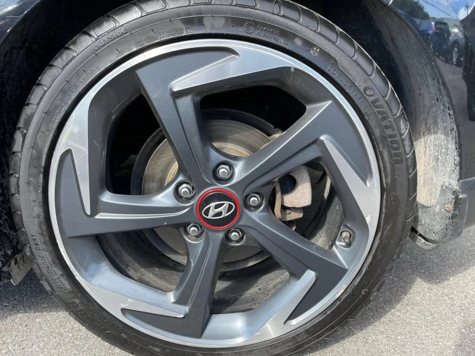 2019 Hyundai Veloster - Image 9 of 14