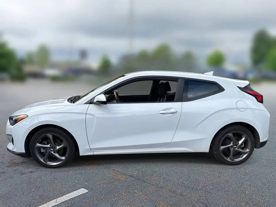 2019 Hyundai Veloster - Image 2 of 20