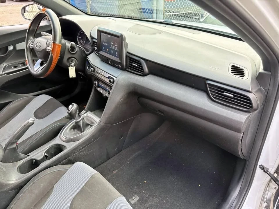 2019 Hyundai Veloster - Image 8 of 20