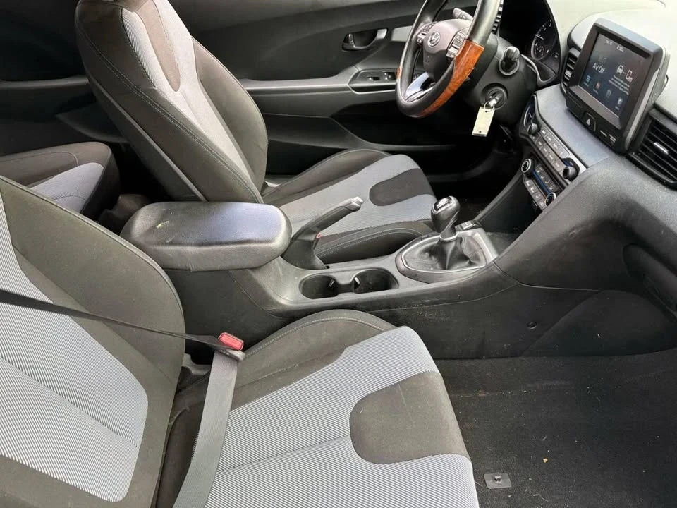 2019 Hyundai Veloster - Image 7 of 20