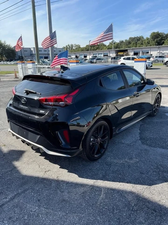 2019 Hyundai Veloster - Image 8 of 20
