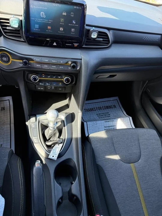 2019 Hyundai Veloster - Image 19 of 20