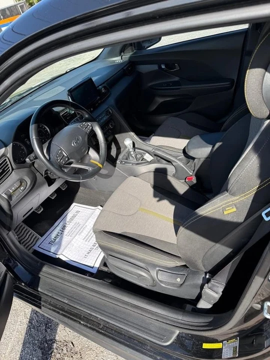 2019 Hyundai Veloster - Image 3 of 20