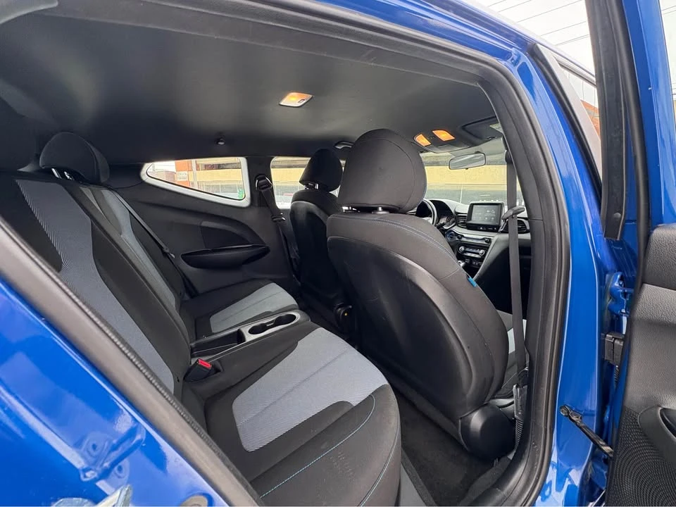 2019 Hyundai Veloster - Image 7 of 20