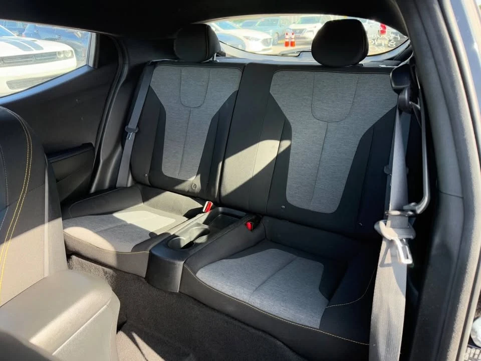 2019 Hyundai Veloster - Image 18 of 20