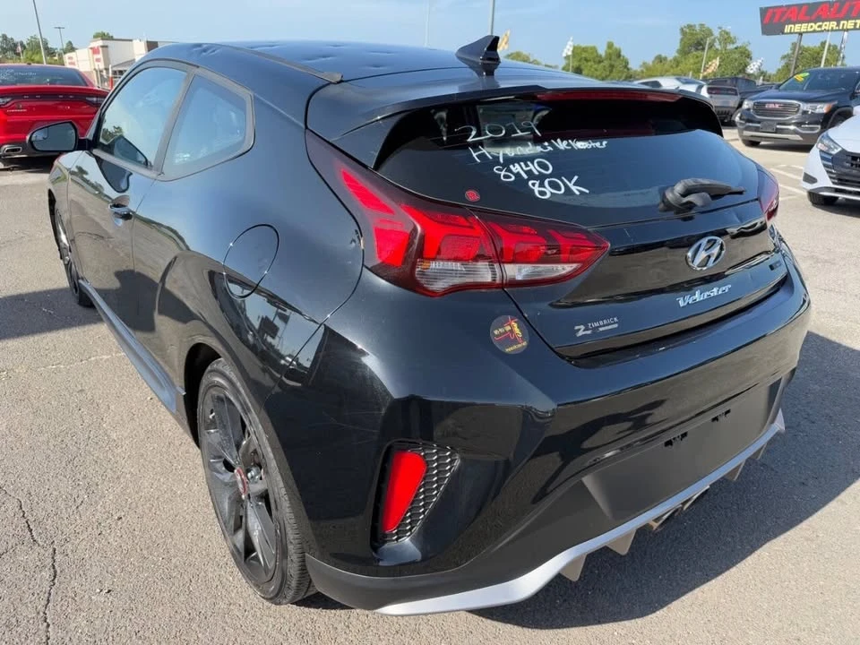 2019 Hyundai Veloster - Image 10 of 20
