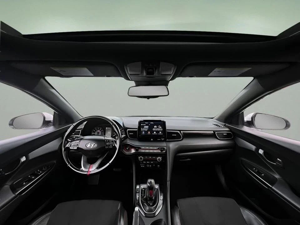 2019 Hyundai Veloster - Image 9 of 13