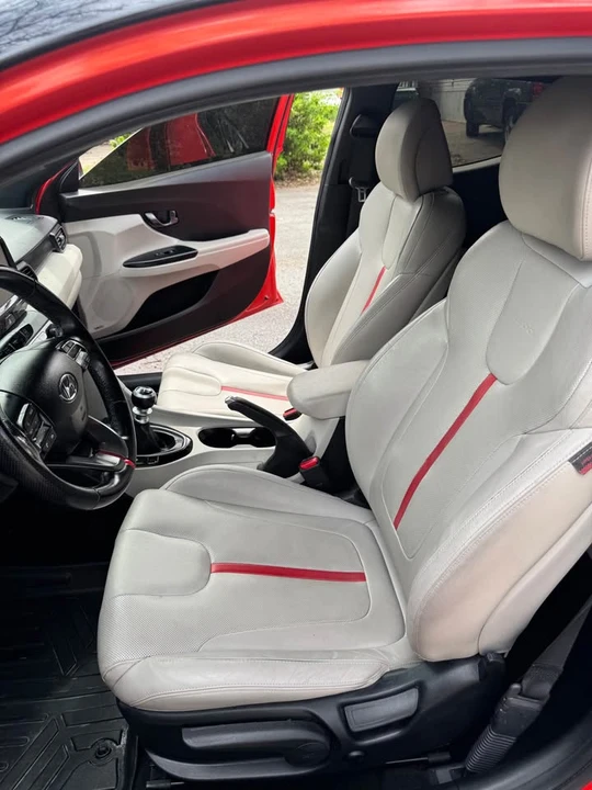 2019 Hyundai Veloster - Image 6 of 12