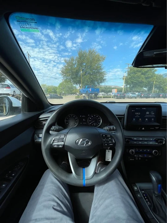 2019 Hyundai Veloster - Image 9 of 13