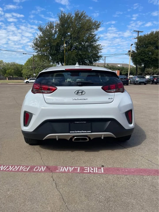 2019 Hyundai Veloster - Image 4 of 13