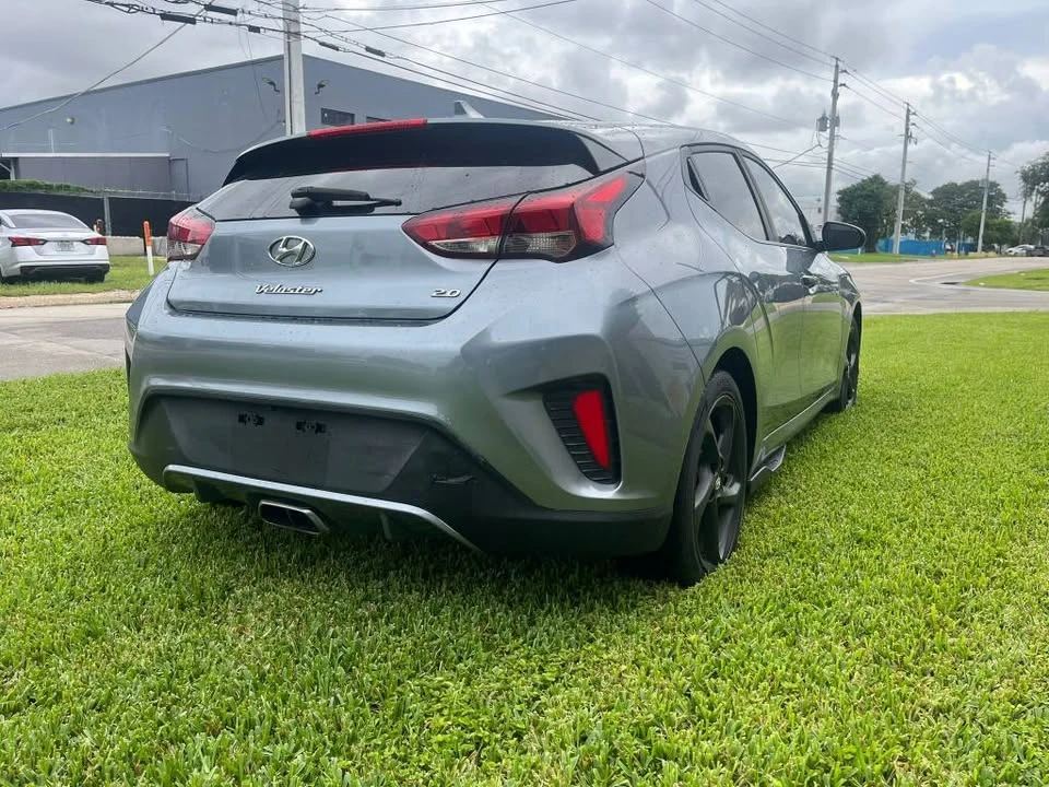 2019 Hyundai Veloster - Image 4 of 13