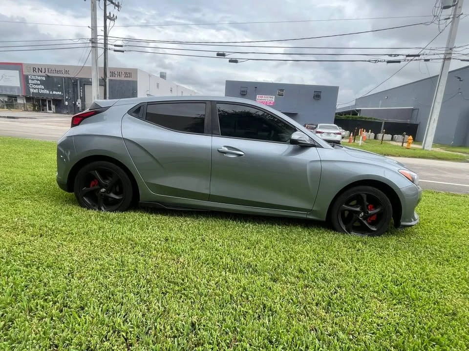 2019 Hyundai Veloster - Image 2 of 13