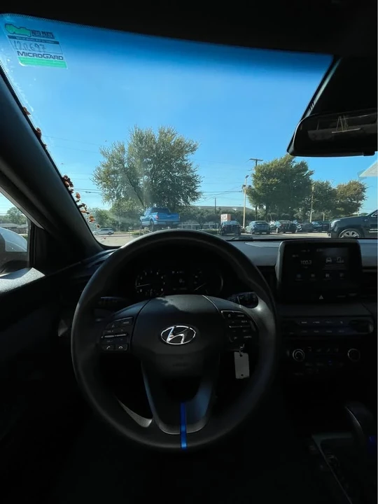 2019 Hyundai Veloster - Image 9 of 14