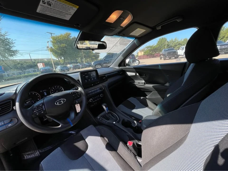 2019 Hyundai Veloster - Image 8 of 14