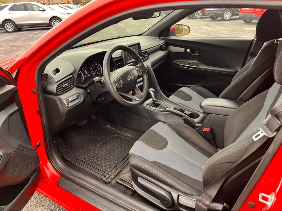 2019 Hyundai Veloster - Image 6 of 7