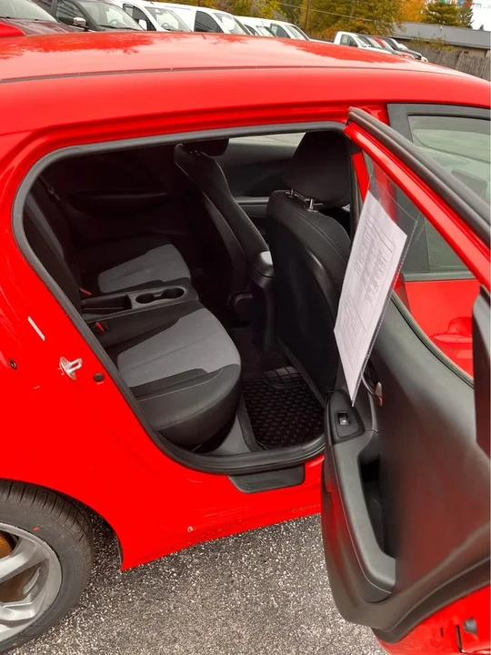2019 Hyundai Veloster - Image 4 of 7