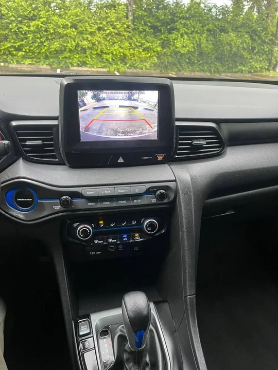 2019 Hyundai Veloster - Image 11 of 12