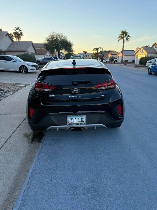 2019 Hyundai Veloster - Image 5 of 12