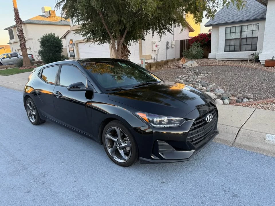 2019 Hyundai Veloster - Image 8 of 12