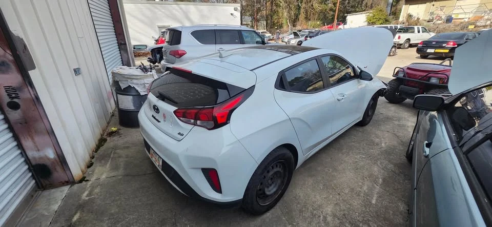 2019 Hyundai Veloster - Image 4 of 4