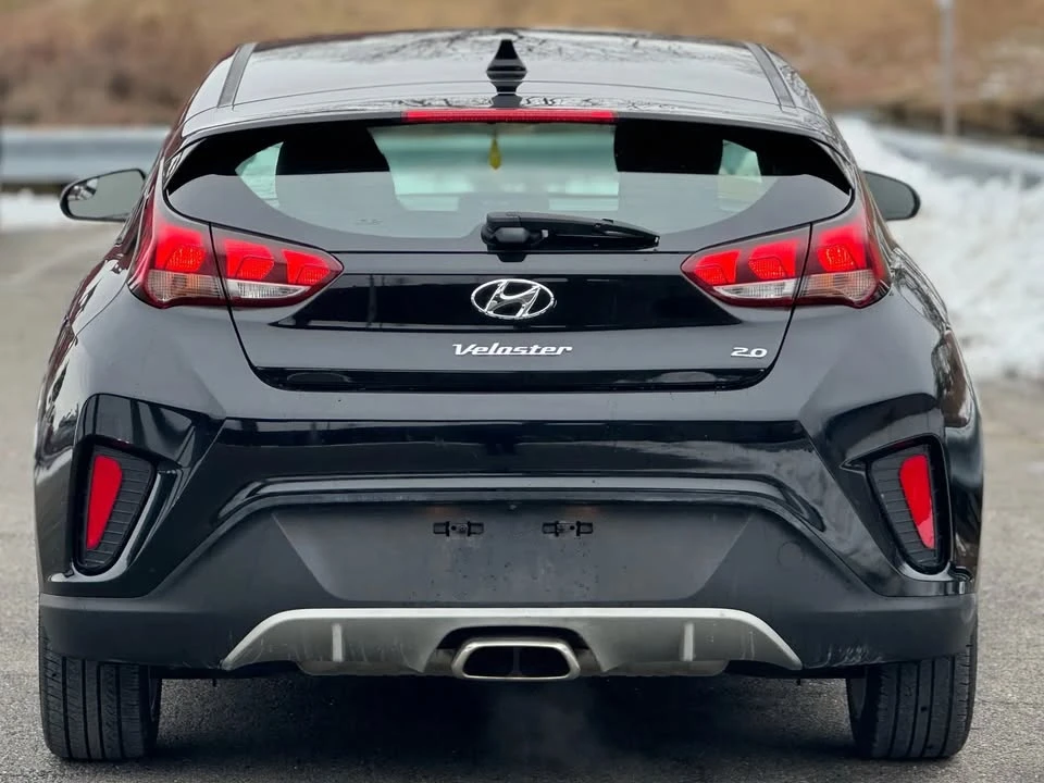 2019 Hyundai Veloster - Image 8 of 19