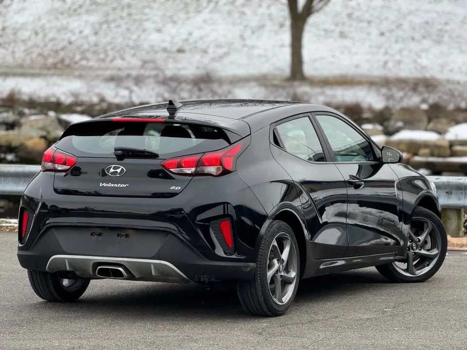 2019 Hyundai Veloster - Image 7 of 19