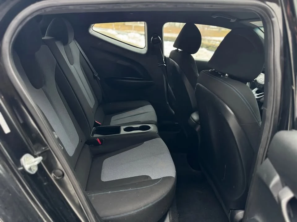 2019 Hyundai Veloster - Image 13 of 19