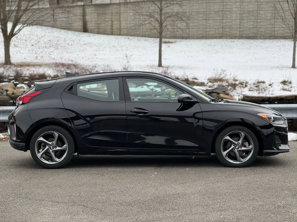 2019 Hyundai Veloster - Image 5 of 19