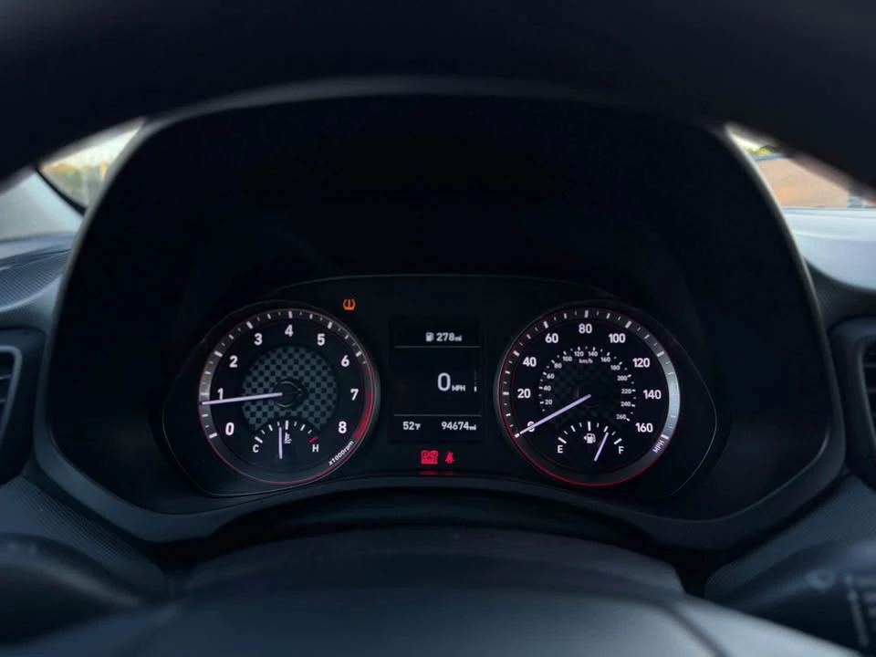 2019 Hyundai Veloster - Image 11 of 15
