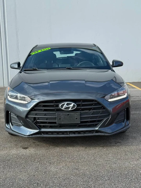 2019 Hyundai Veloster - Image 2 of 12