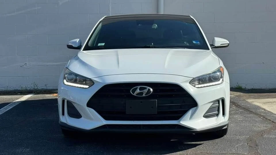 2019 Hyundai Veloster - Image 16 of 17