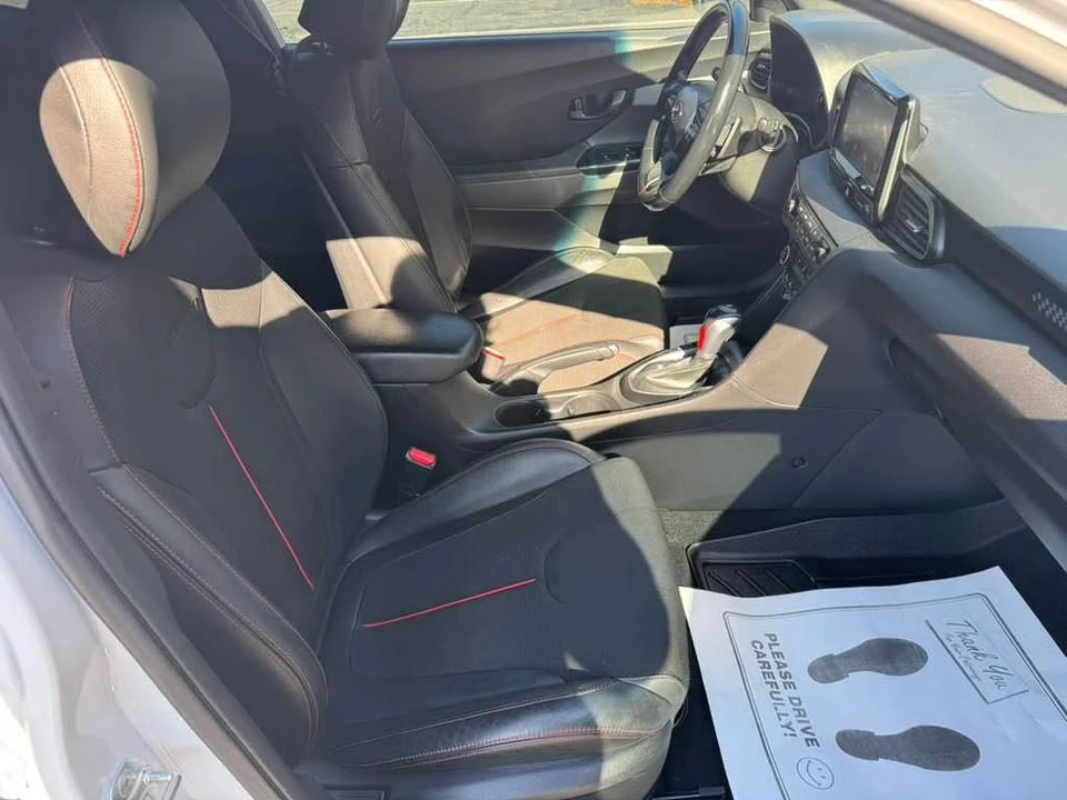 2019 Hyundai Veloster - Image 17 of 17