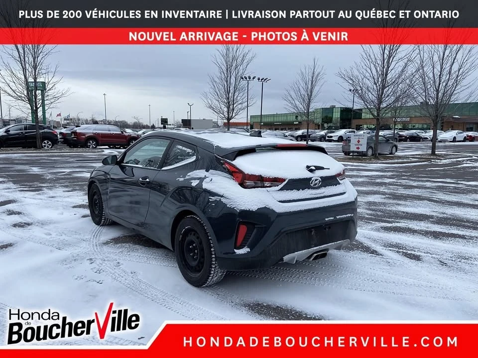 2019 Hyundai Veloster - Image 11 of 20