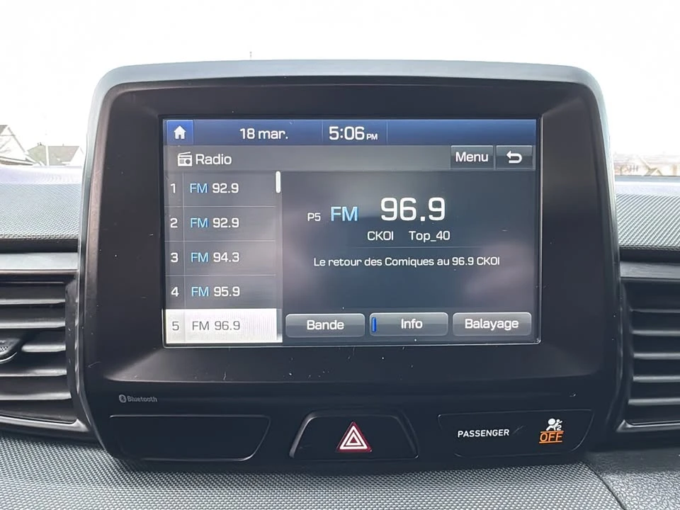 2019 Hyundai Veloster - Image 15 of 20