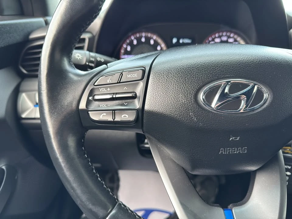 2019 Hyundai Veloster - Image 18 of 20